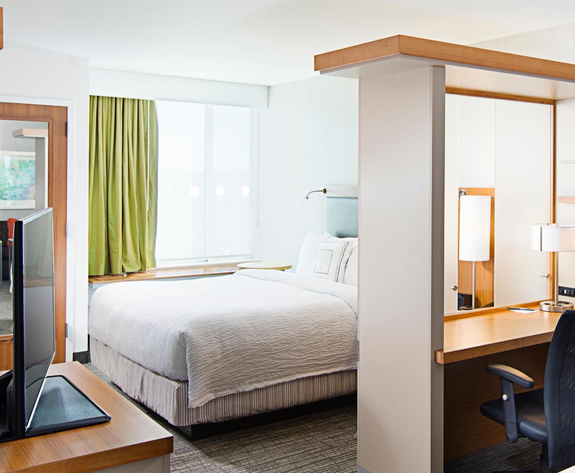 Springhill Suites By Marriott Carle Place Garden City Exterior photo