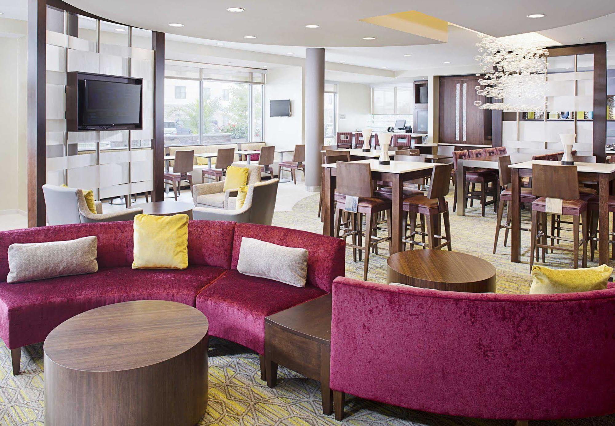 Springhill Suites By Marriott Carle Place Garden City Exterior photo